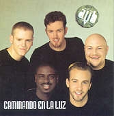 821277009523 Caminando En La Luz