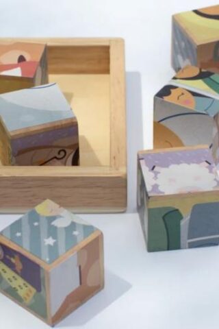 850042028216 Christmas Nativity Wooden Cube Puzzle