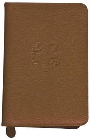 9780899425641 Liturgy Of The Hours Leather Zipper Case 4